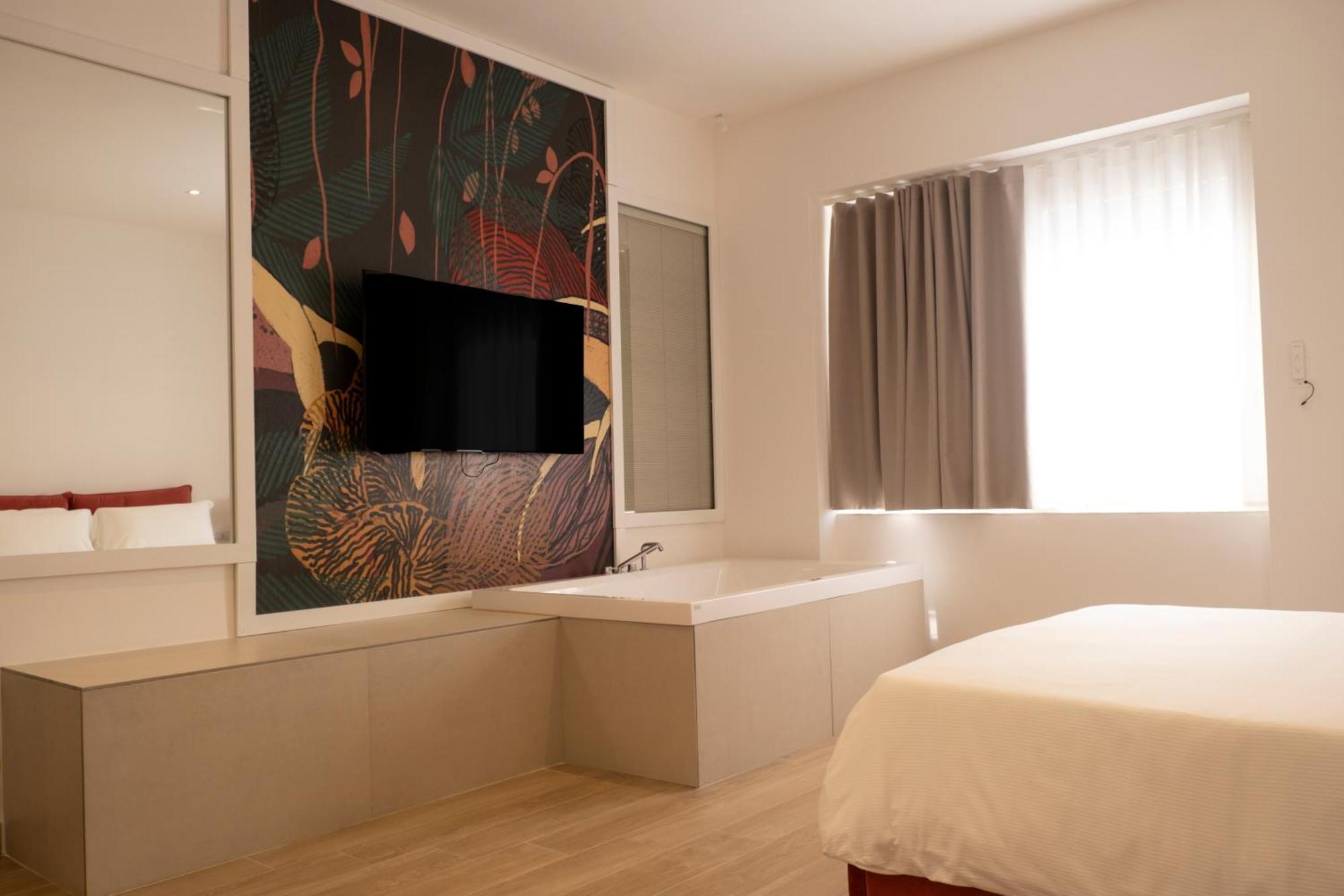 Monumental Luxury Rooms Caserta Exteriér fotografie